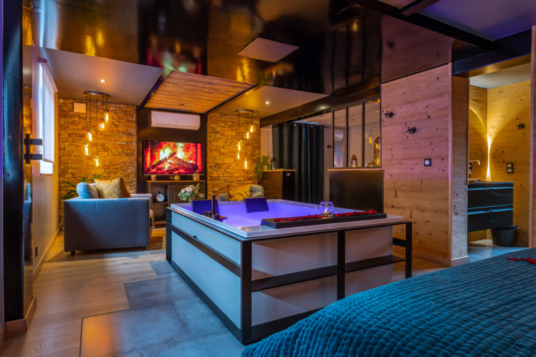 Balnéo privative dans la suite romantique Love Industrie & Spa à Bischoffsheim près d'Obernai en Alsace